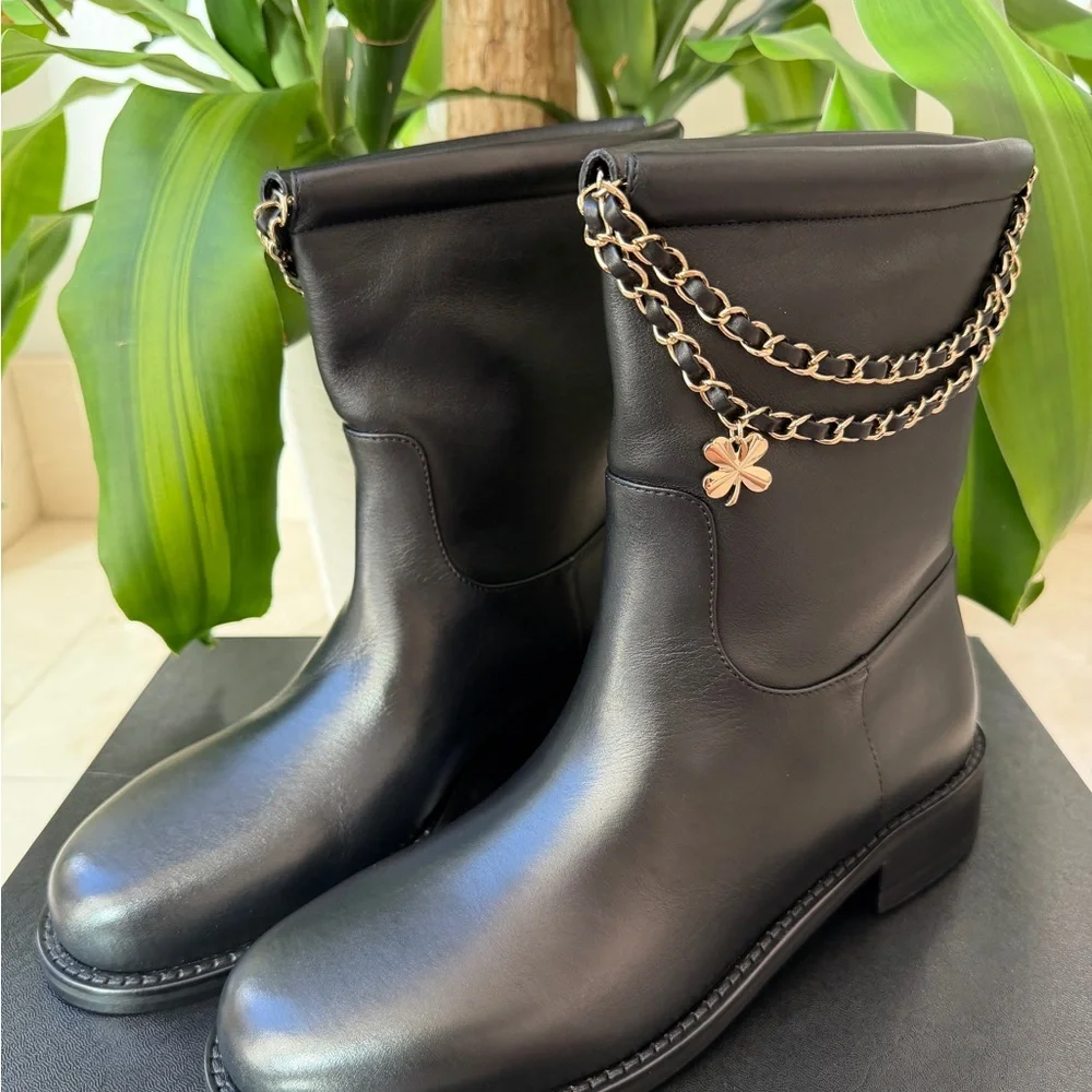 Chanel Calfskin CC Chain Logo Clover Gold Chain Charms Black Leather Boots 38 - Picture 5 of 11